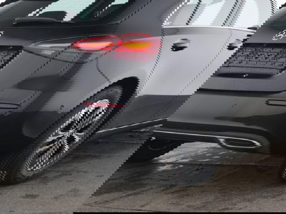 Mercedes-Benz Classe A Sedan usata a Milano (10)