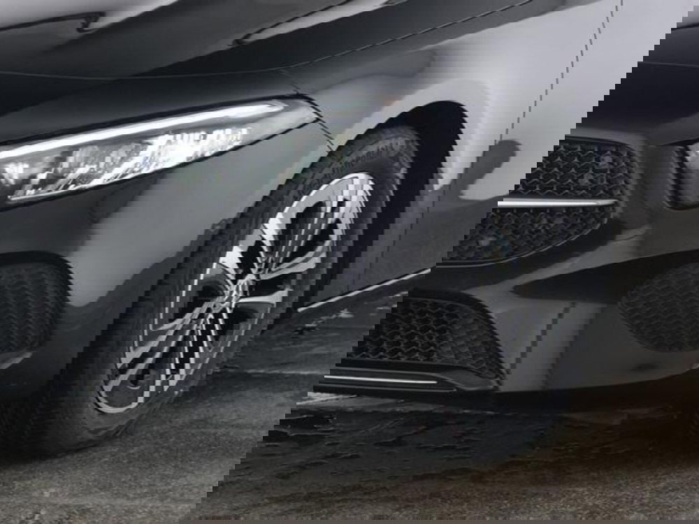 Mercedes-Benz Classe A Sedan usata a Milano (9)