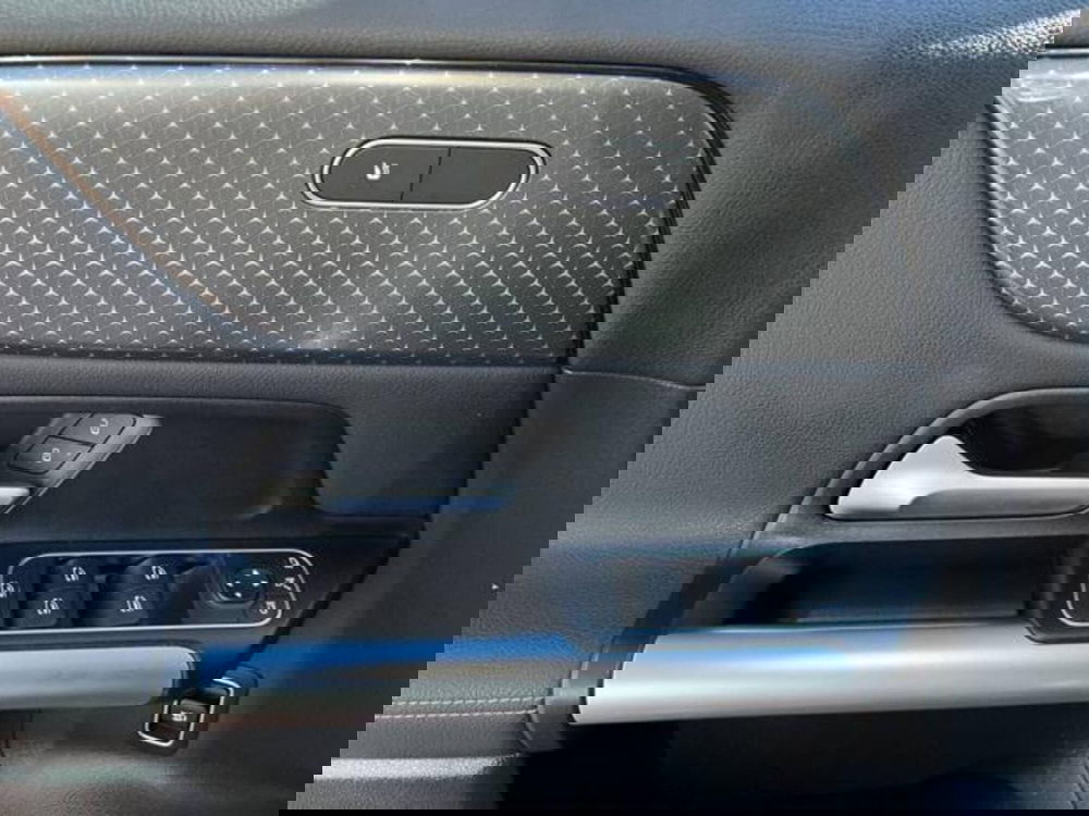 Mercedes-Benz GLA SUV usata a Milano (12)