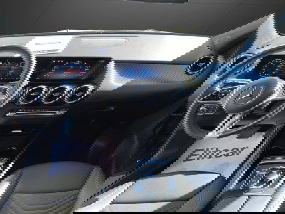 Mercedes-Benz GLA SUV usata a Milano (15)