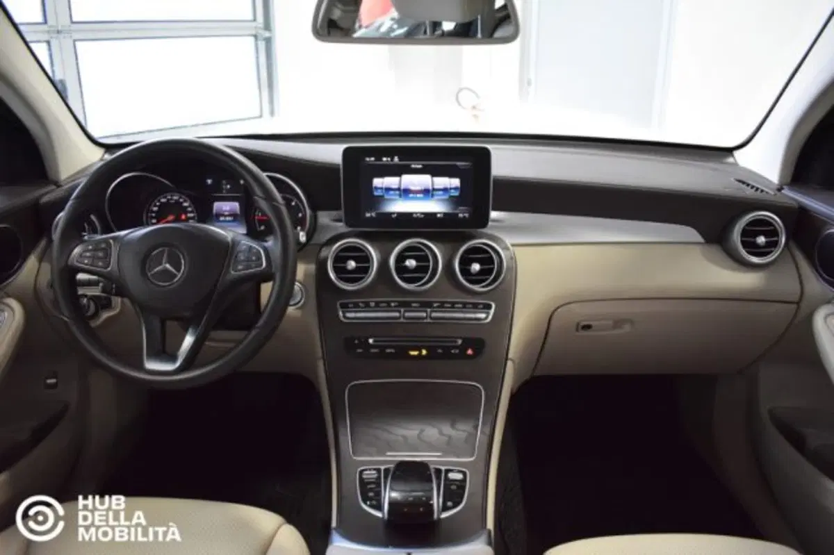 Mercedes-Benz GLC Coupé usata a Perugia (10)