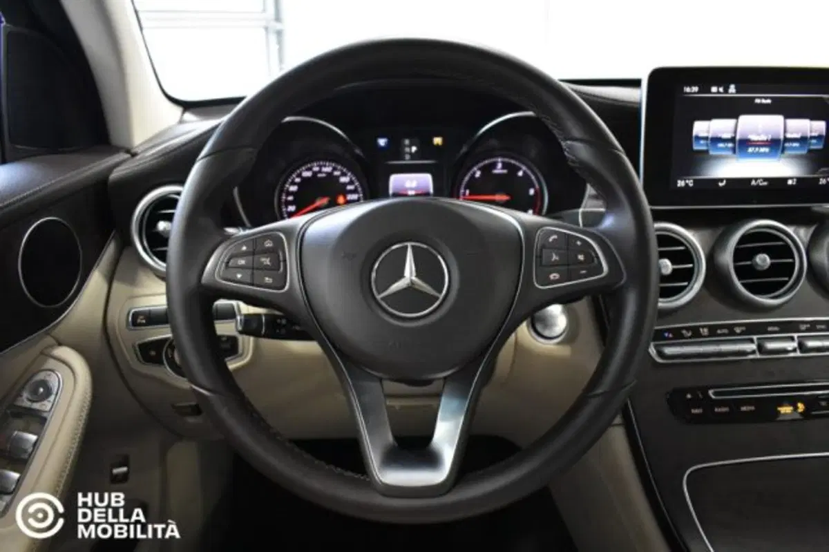 Mercedes-Benz GLC Coupé usata a Perugia (9)