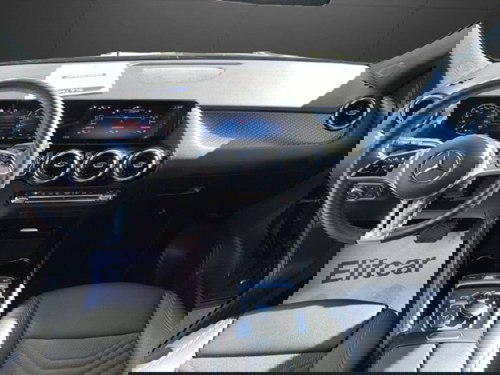 Mercedes-Benz GLA SUV usata a Novara (15)