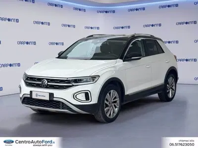 Volkswagen T-Roc 1.5 tsi R-Line del 2023 usata a Albano Laziale