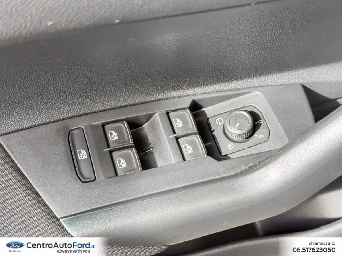 Volkswagen Taigo usata a Roma (19)