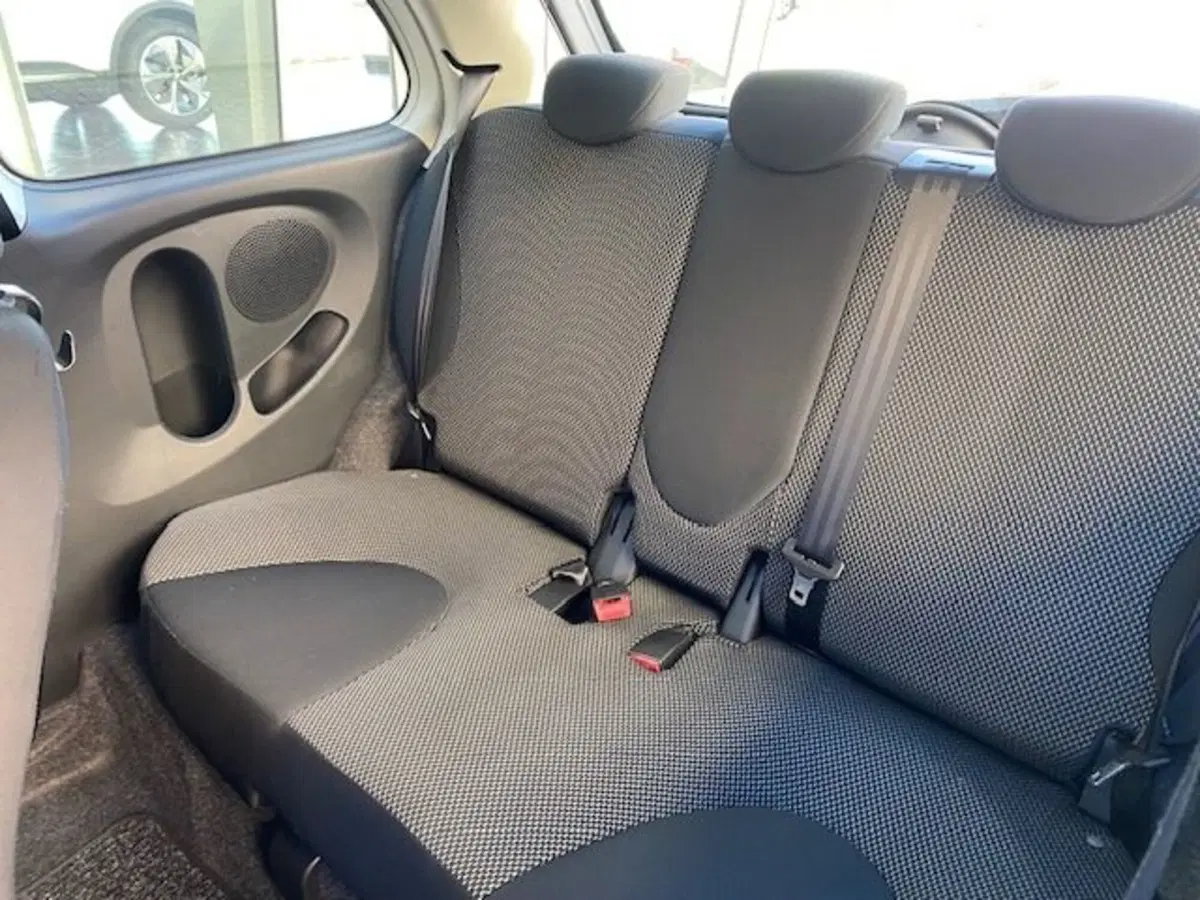 Nissan Micra usata a Cuneo (11)