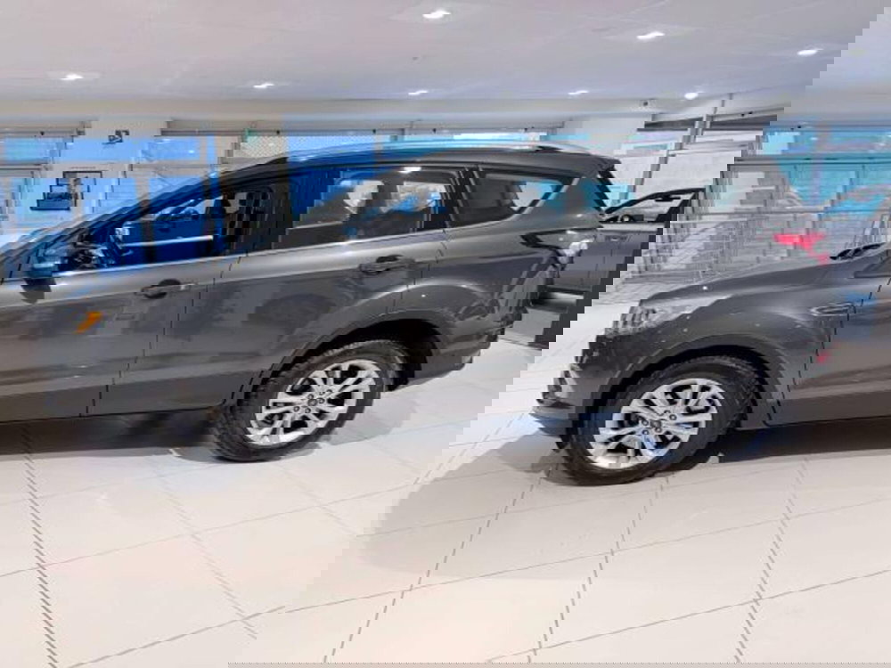 Ford Kuga usata a Savona (9)