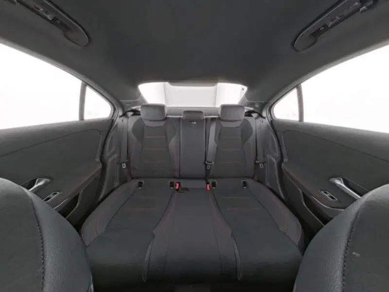Mercedes-Benz Classe A Sedan usata a Milano (6)