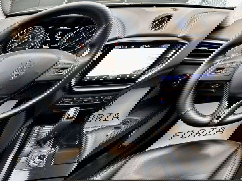 Maserati Ghibli usata a Torino (14)