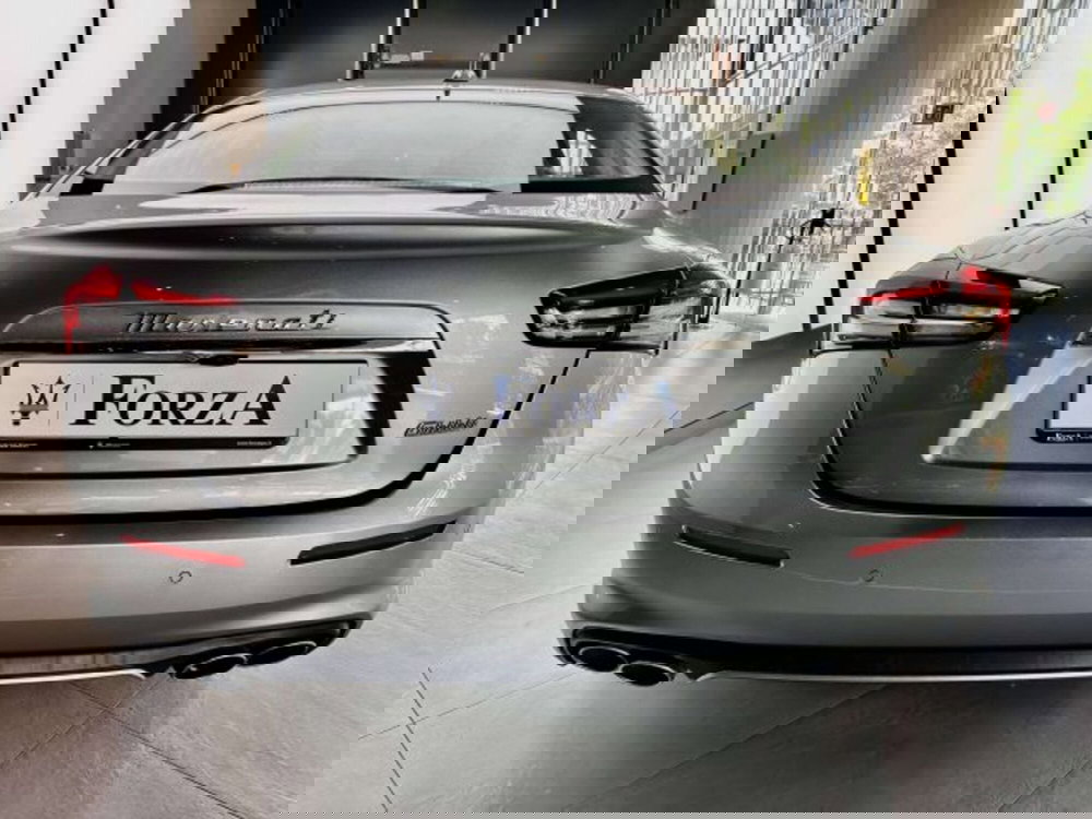 Maserati Ghibli usata a Torino (7)