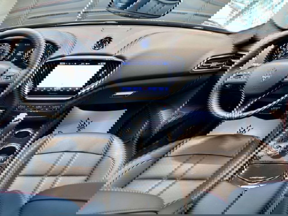 Maserati Ghibli nuova a Torino (10)