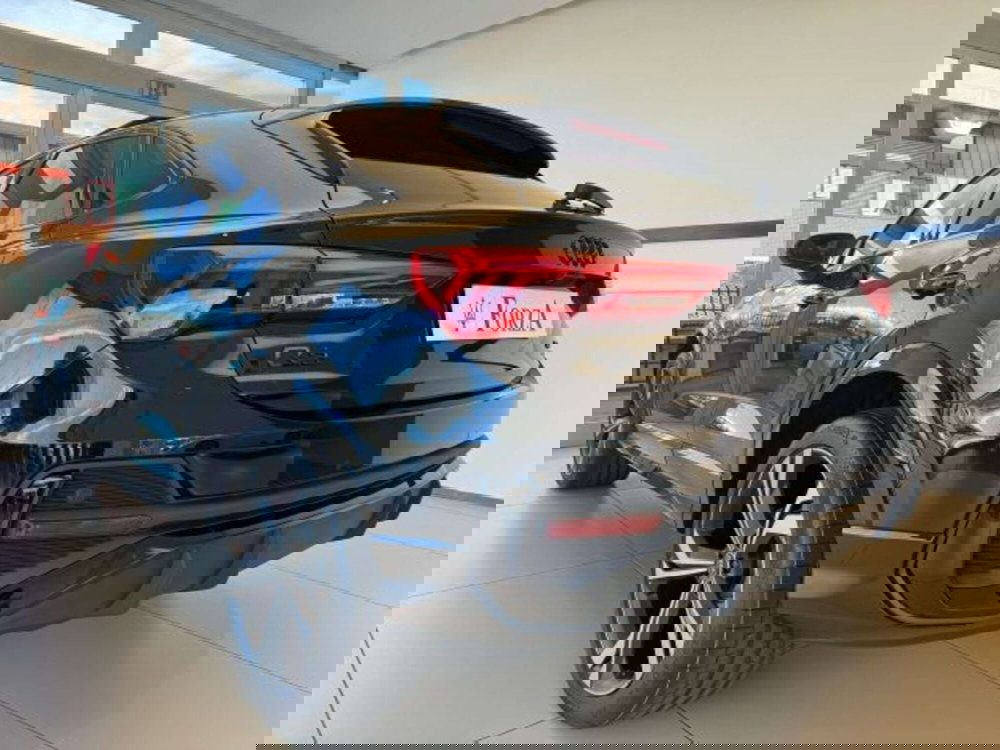 Audi Q3 Sportback nuova a Torino (13)