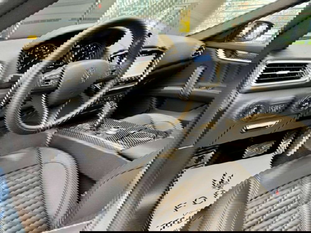 Maserati Ghibli nuova a Torino (9)