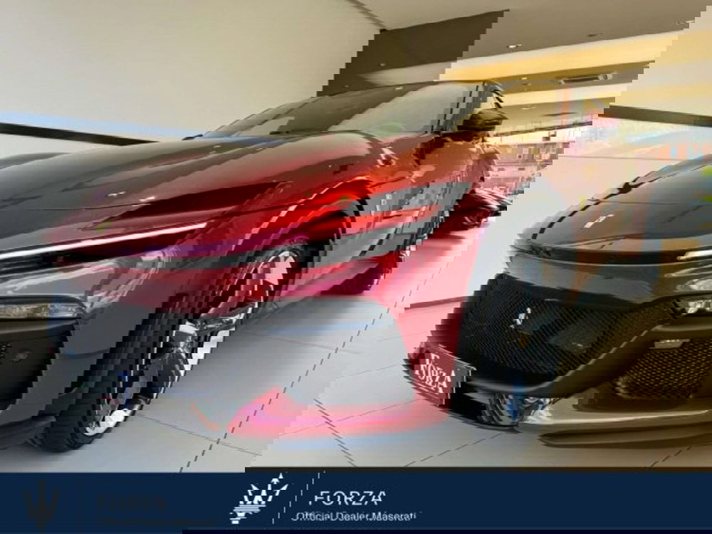 Ferrari Purosangue usata a Torino