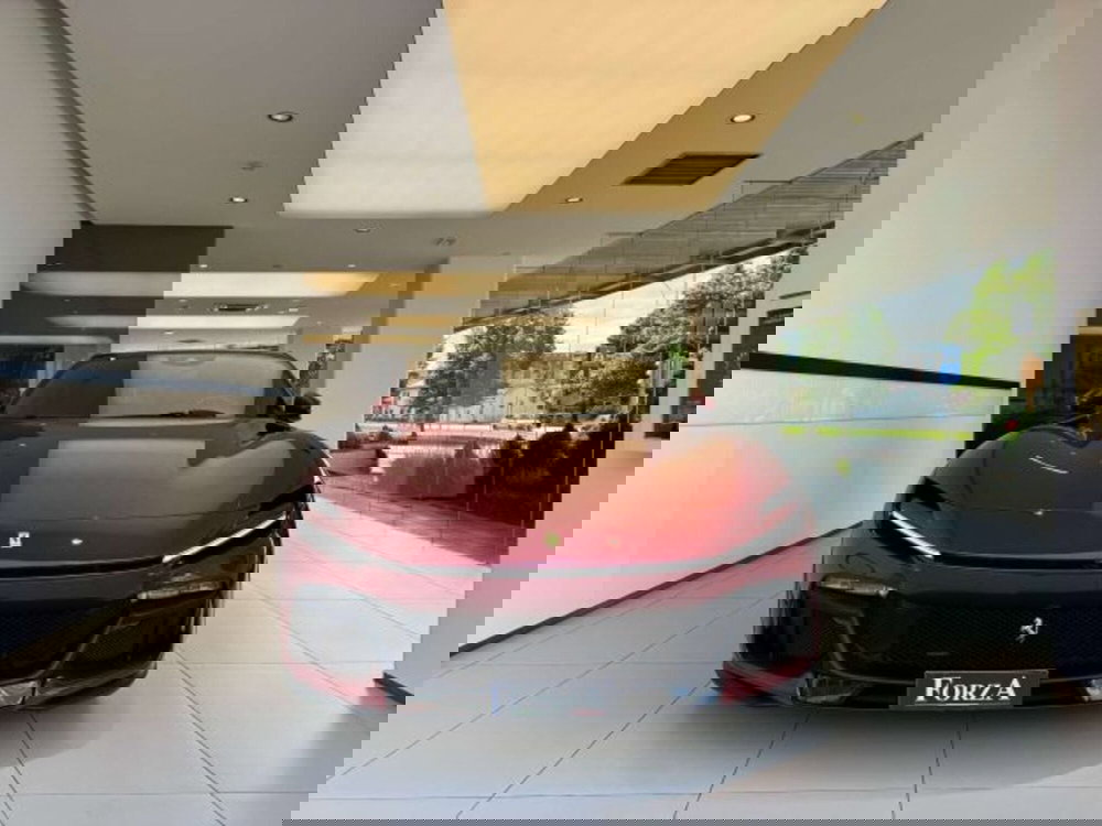 Ferrari Purosangue usata a Torino (15)