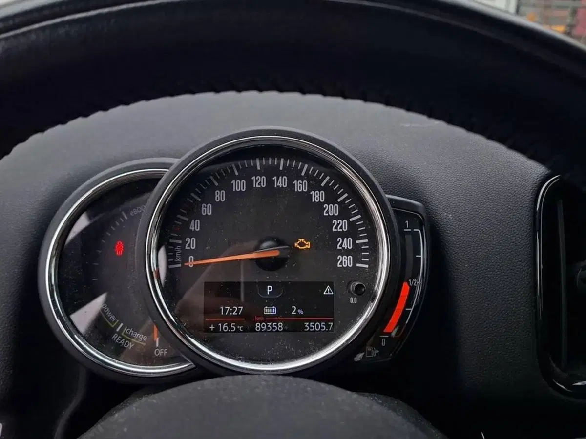 MINI Mini Countryman usata a Torino (8)