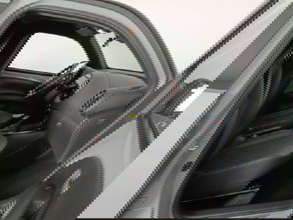 Toyota Aygo X usata a Teramo (11)