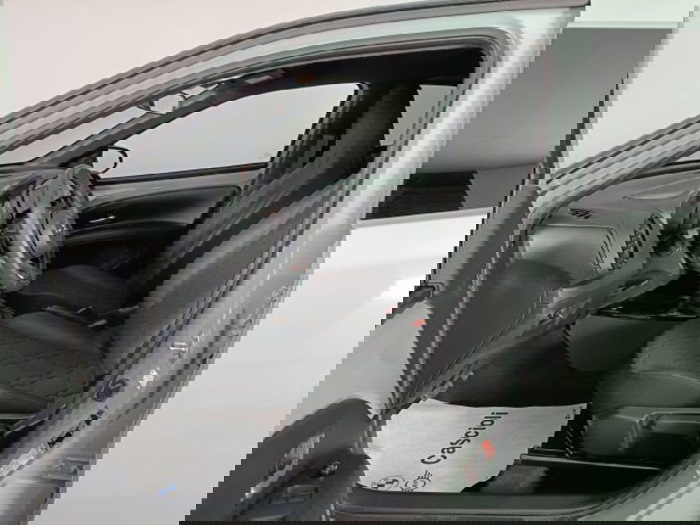 Toyota Aygo X usata a Teramo (8)