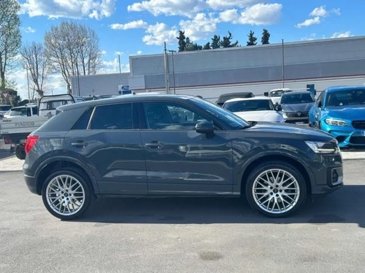 Audi Q2 usata a Lucca (10)
