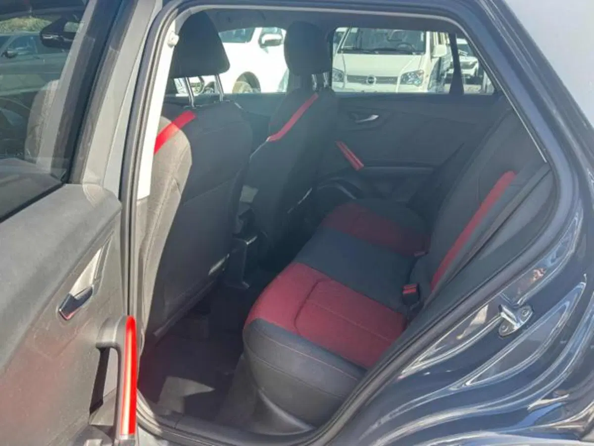Audi Q2 usata a Lucca (6)