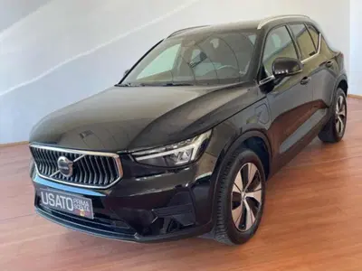 Volvo XC40 T4 Recharge Plug-in Hybrid automatico Core del 2022 usata a Massarosa