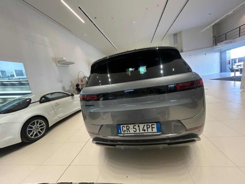 Land Rover Range Rover Sport usata a Lucca (5)