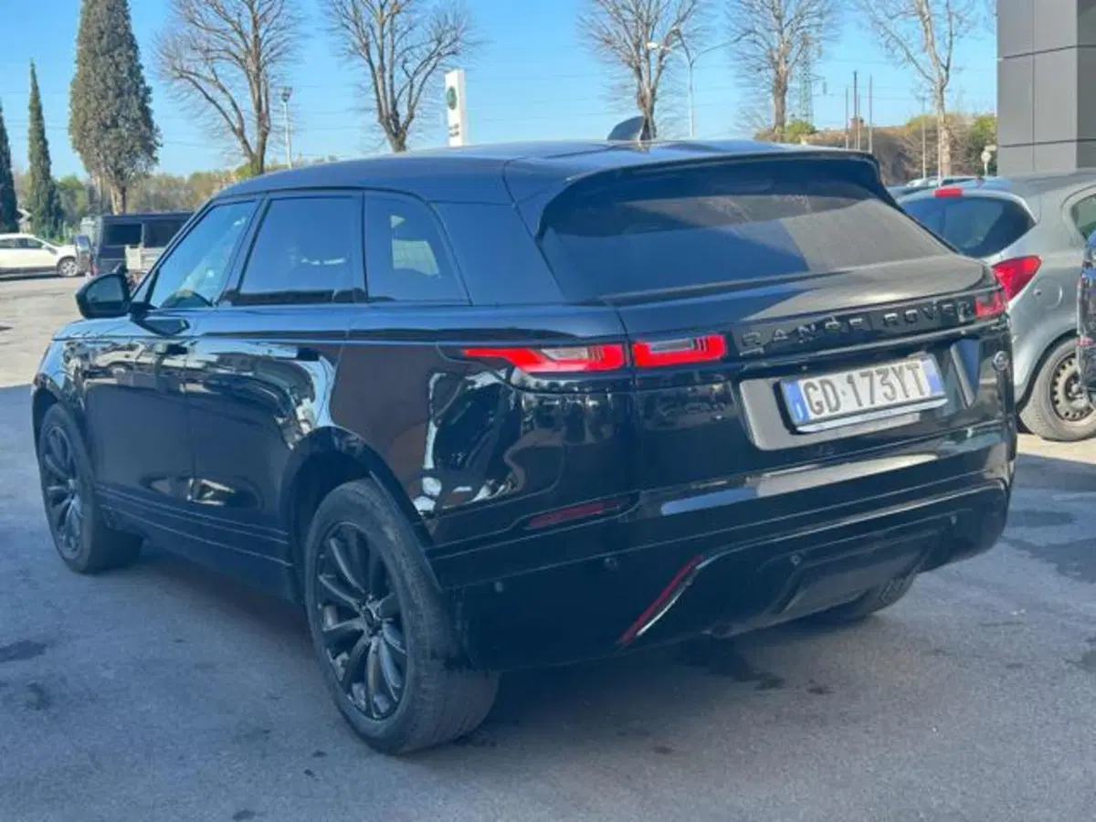 Land Rover Range Rover Velar usata a Lucca (12)
