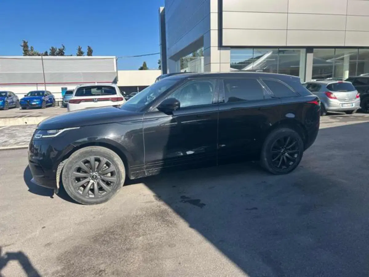 Land Rover Range Rover Velar usata a Lucca (3)