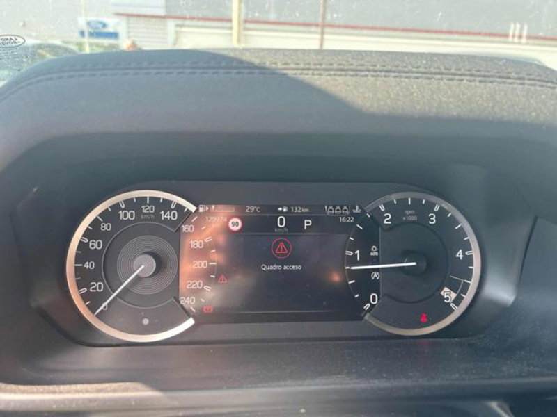 Land Rover Defender usata a Lucca (10)