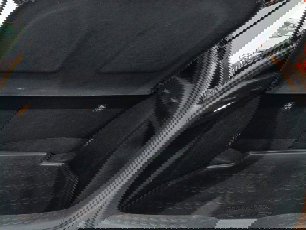 Toyota Toyota C-HR usata a Catania (12)