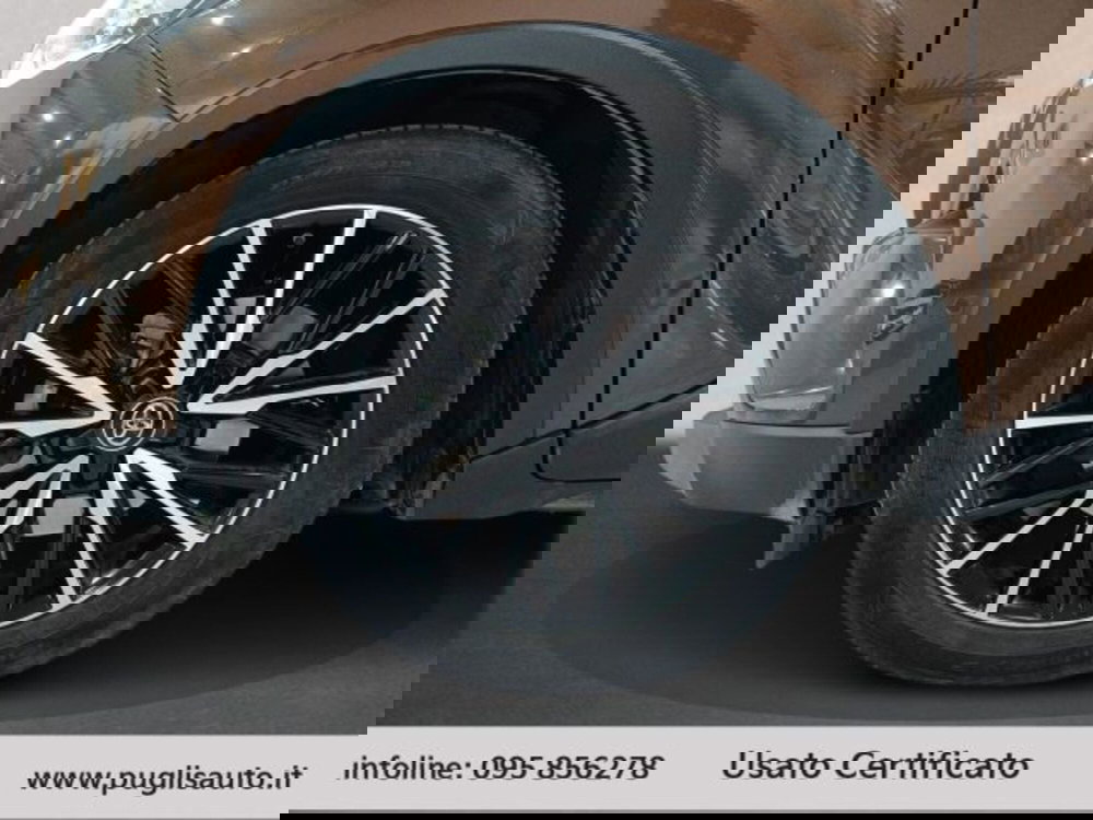 Toyota Toyota C-HR usata a Catania (14)