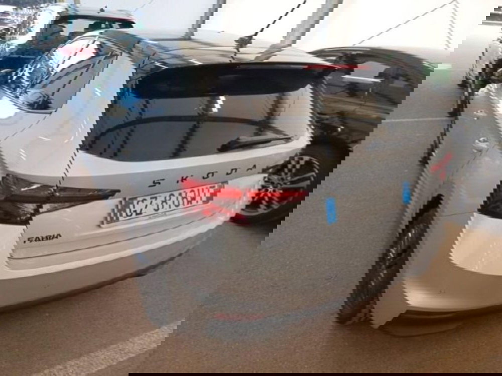 Skoda Fabia usata a Catania (2)