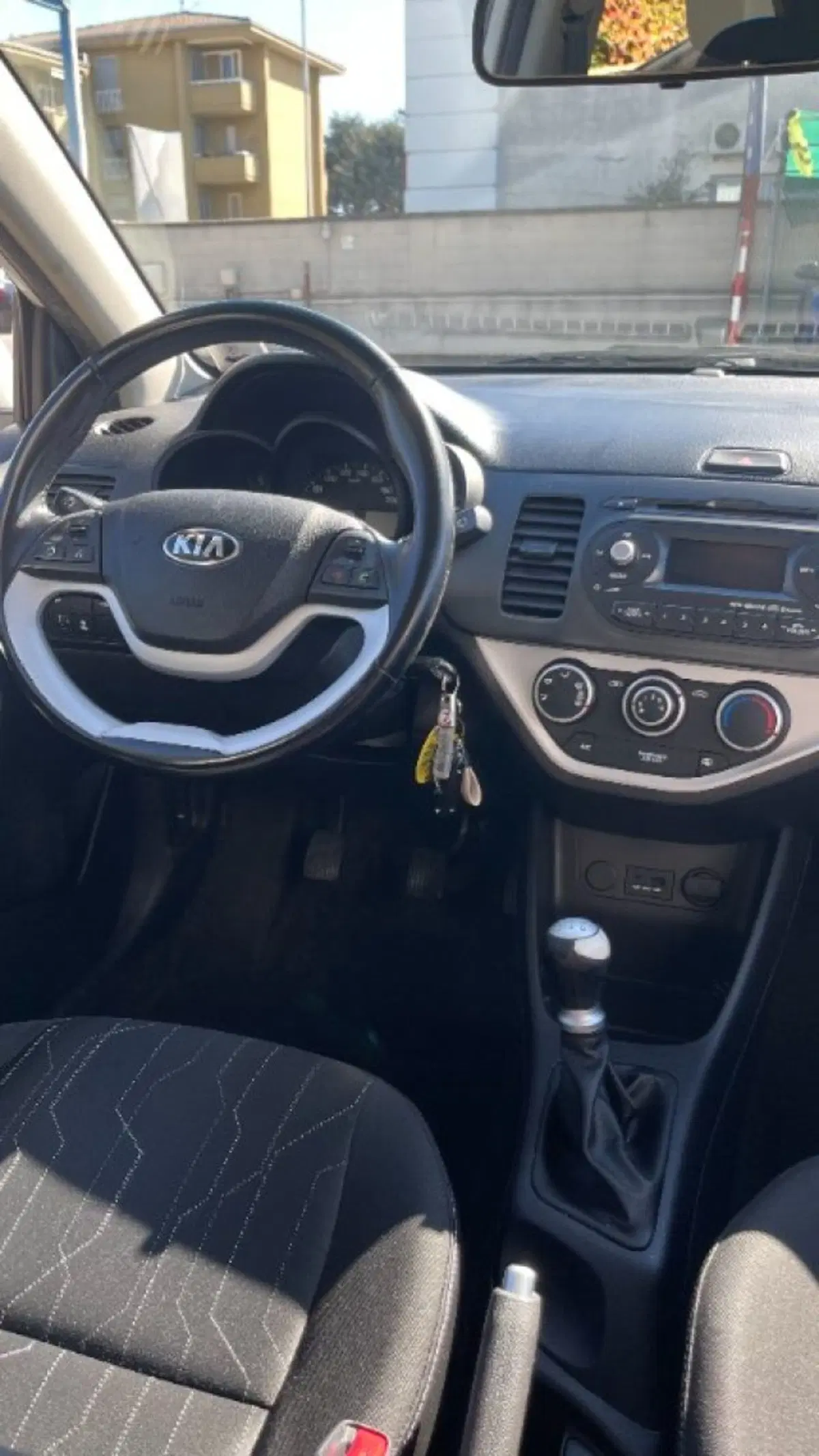 Kia Picanto usata a Novara (8)