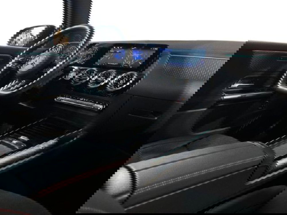 Mercedes-Benz EQA usata a Bologna (15)