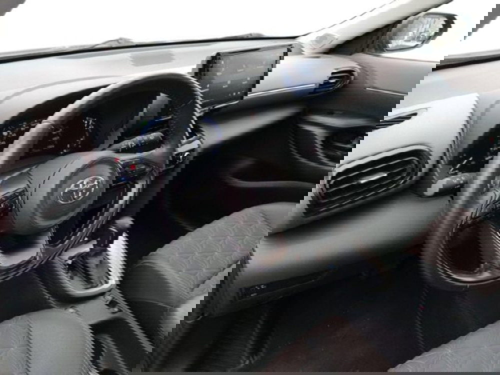 Toyota Yaris Cross usata a Roma (7)