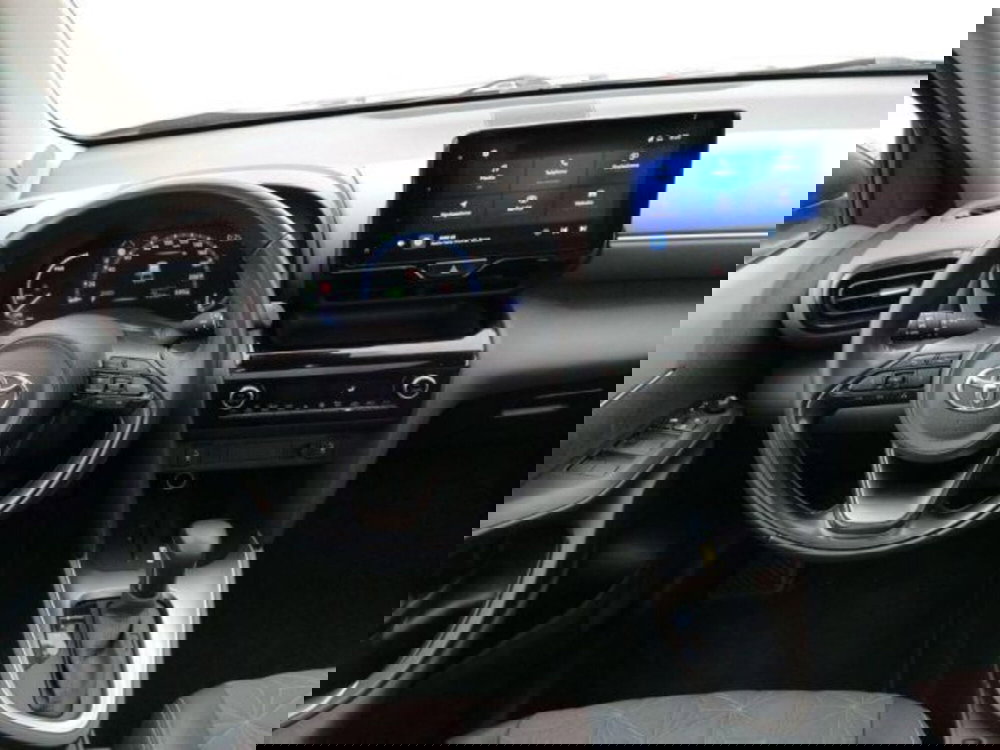 Toyota Yaris Cross usata a Roma (8)