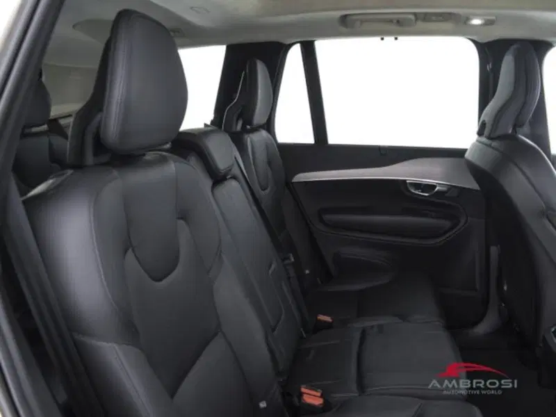 Volvo XC90 usata a Perugia (13)