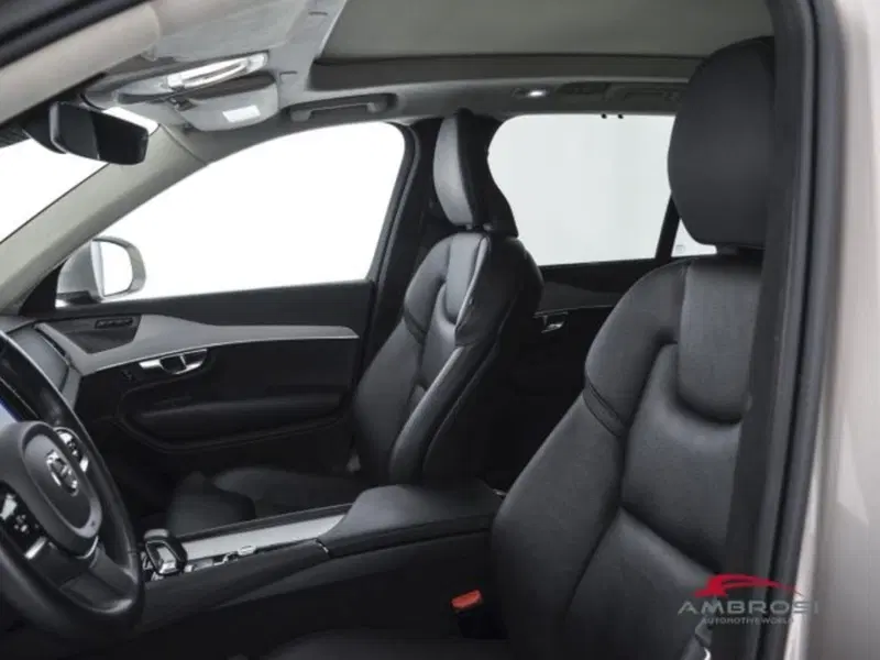 Volvo XC90 usata a Perugia (9)