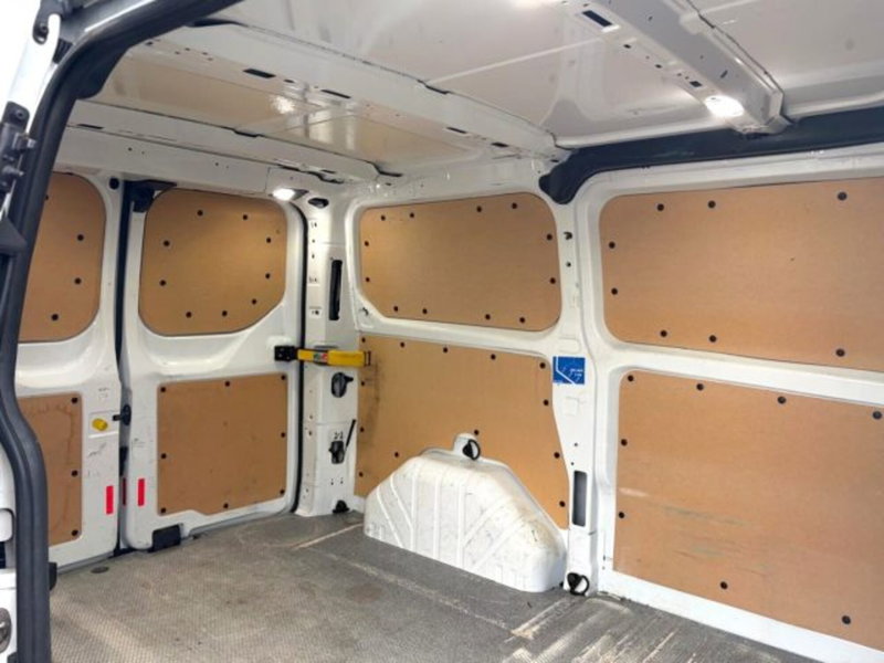 Ford Transit Custom Furgone usata a Bergamo (6)