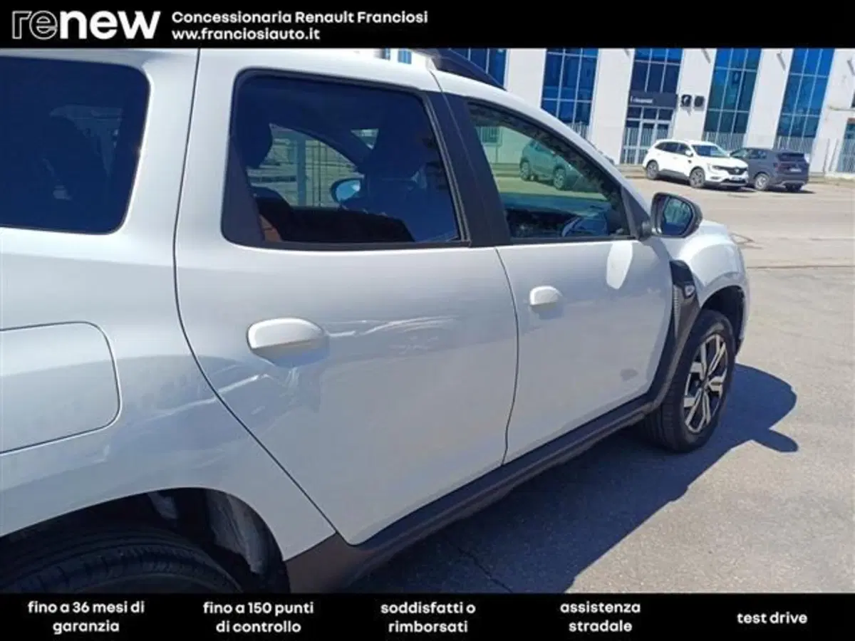 Dacia Duster usata a Modena (19)