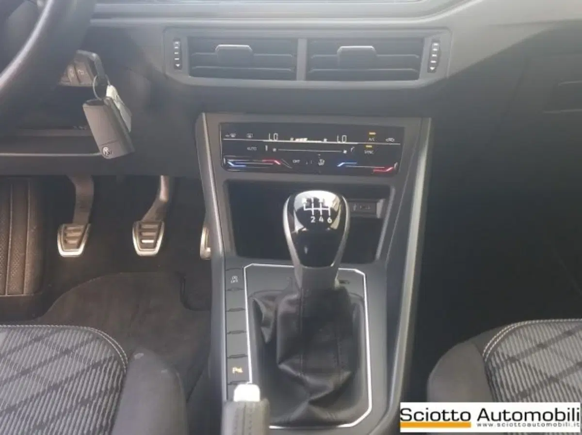 Volkswagen Taigo usata a Messina (15)