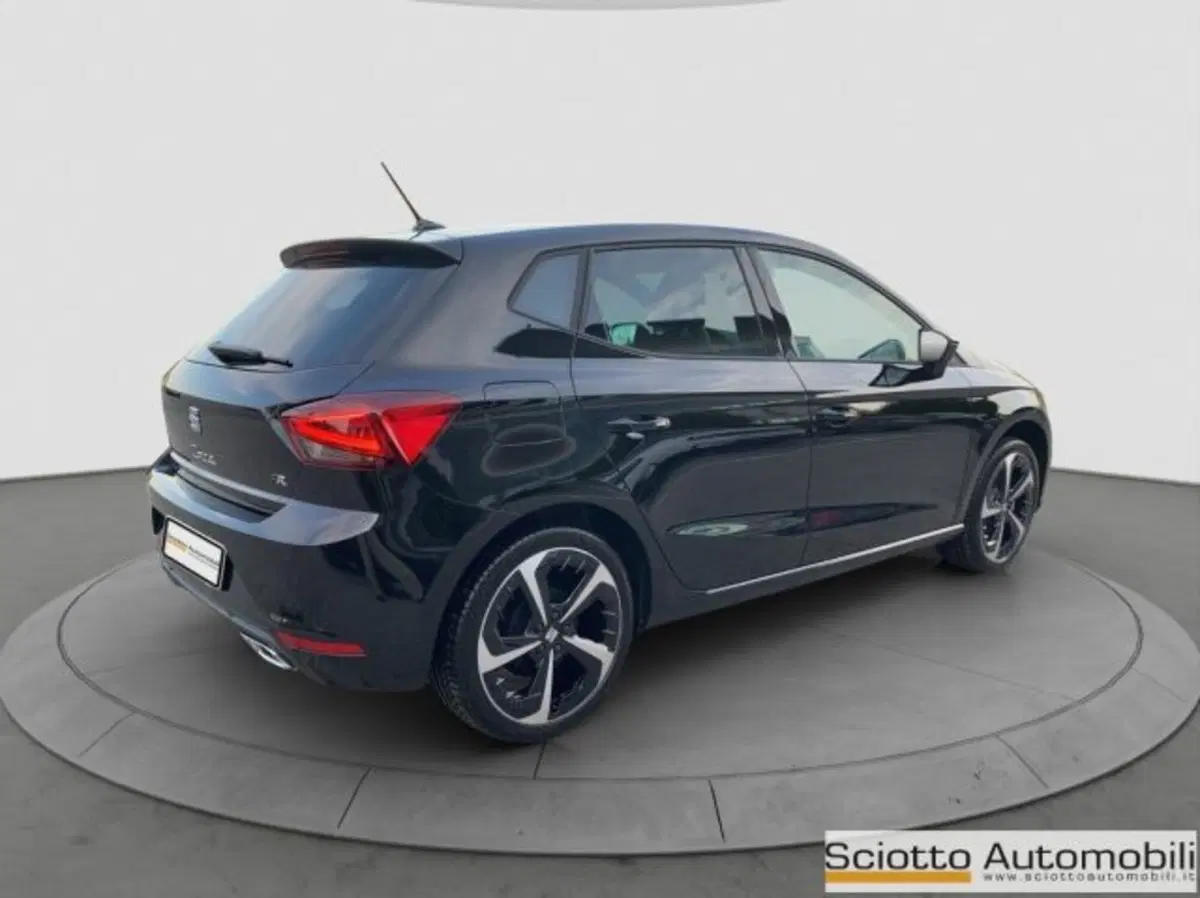 SEAT Ibiza nuova a Messina (6)