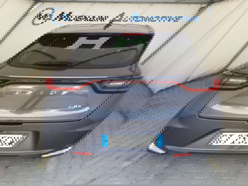 Lexus LBX usata a Firenze (12)