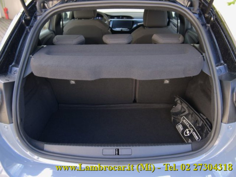 Opel Corsa nuova a Milano (11)