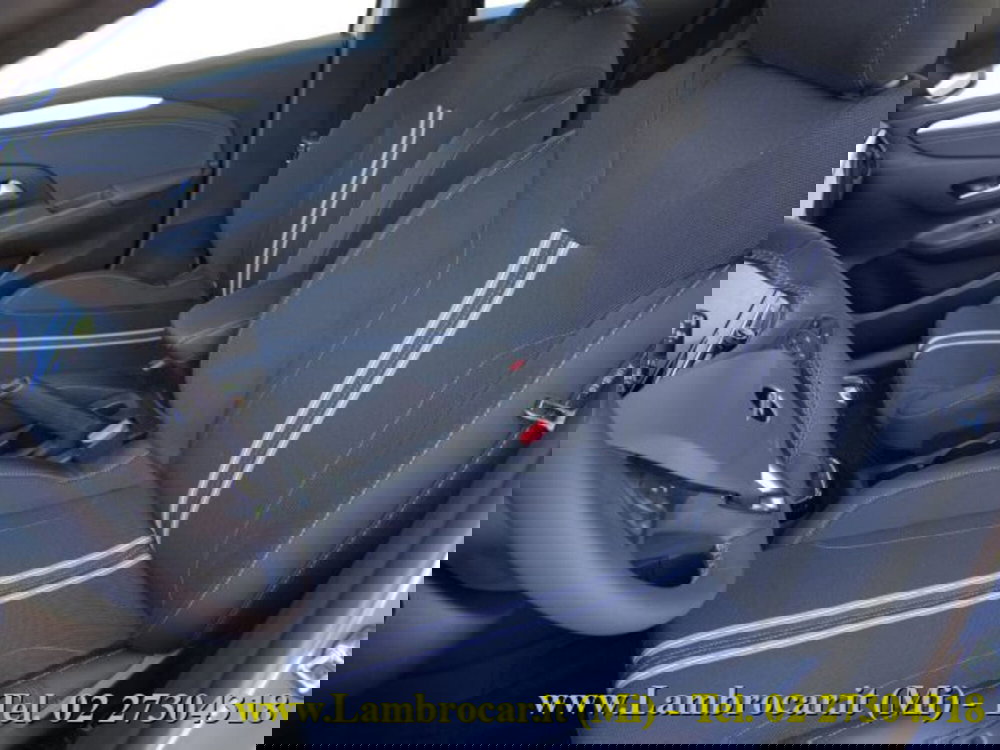 Opel Corsa nuova a Milano (4)