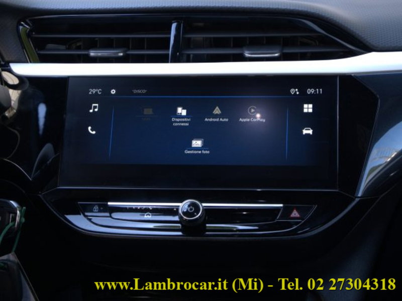 Opel Corsa nuova a Milano (10)