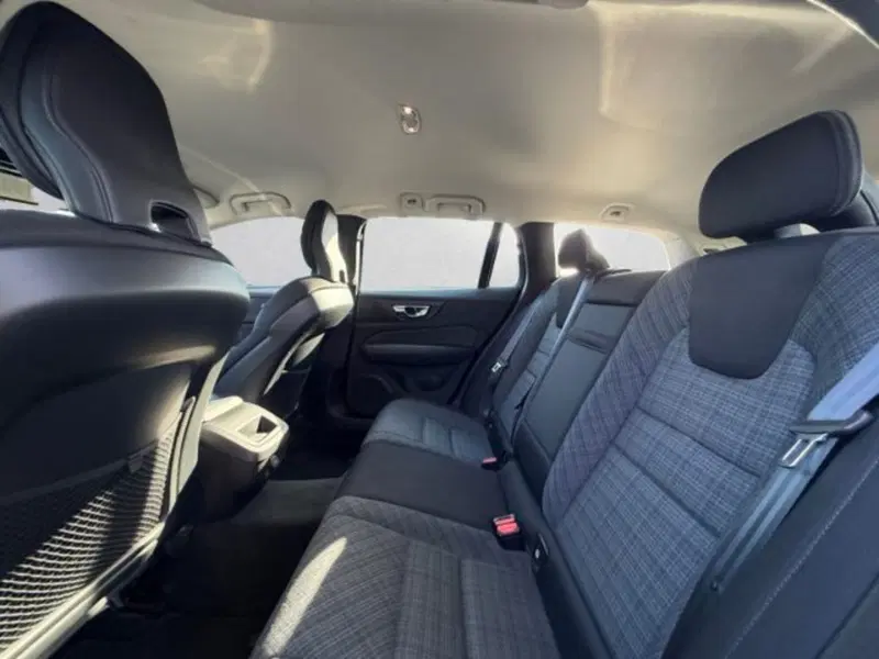Volvo V60 usata a Udine (8)