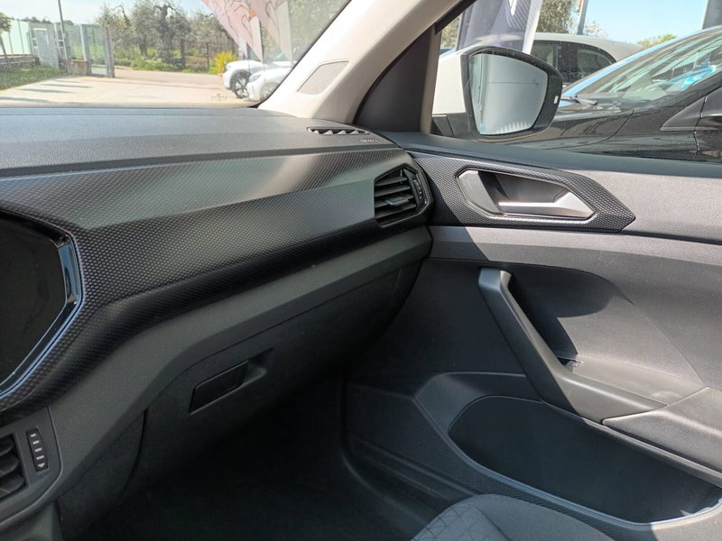 Volkswagen T-Cross usata a Bari (13)