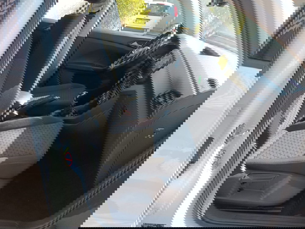 Volkswagen T-Cross usata a Bari (12)