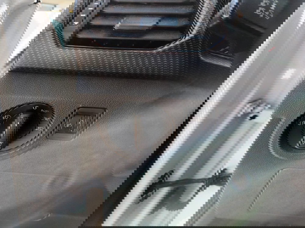 Volkswagen T-Cross usata a Bari (14)